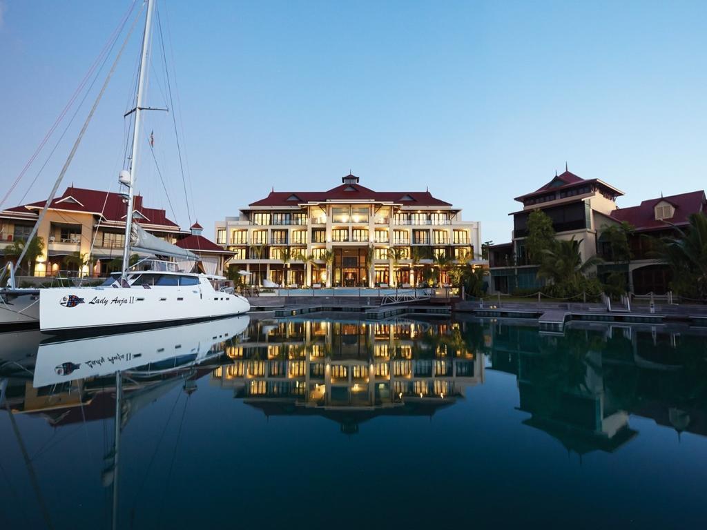 Eden Bleu Hotel Exterior foto